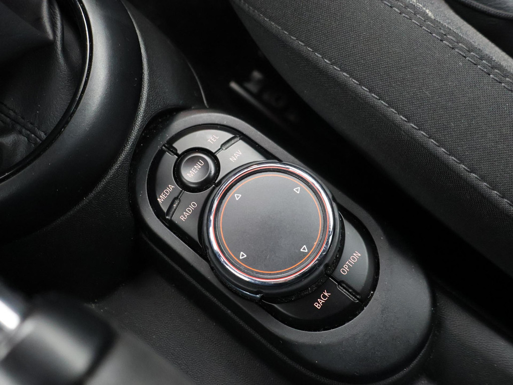 MINI 3-deurs 1.5 COOPER PEPPER *MOONWALK GREY* + STOELVERW. | 52964487-46.jpg | Autobedrijf Hazet