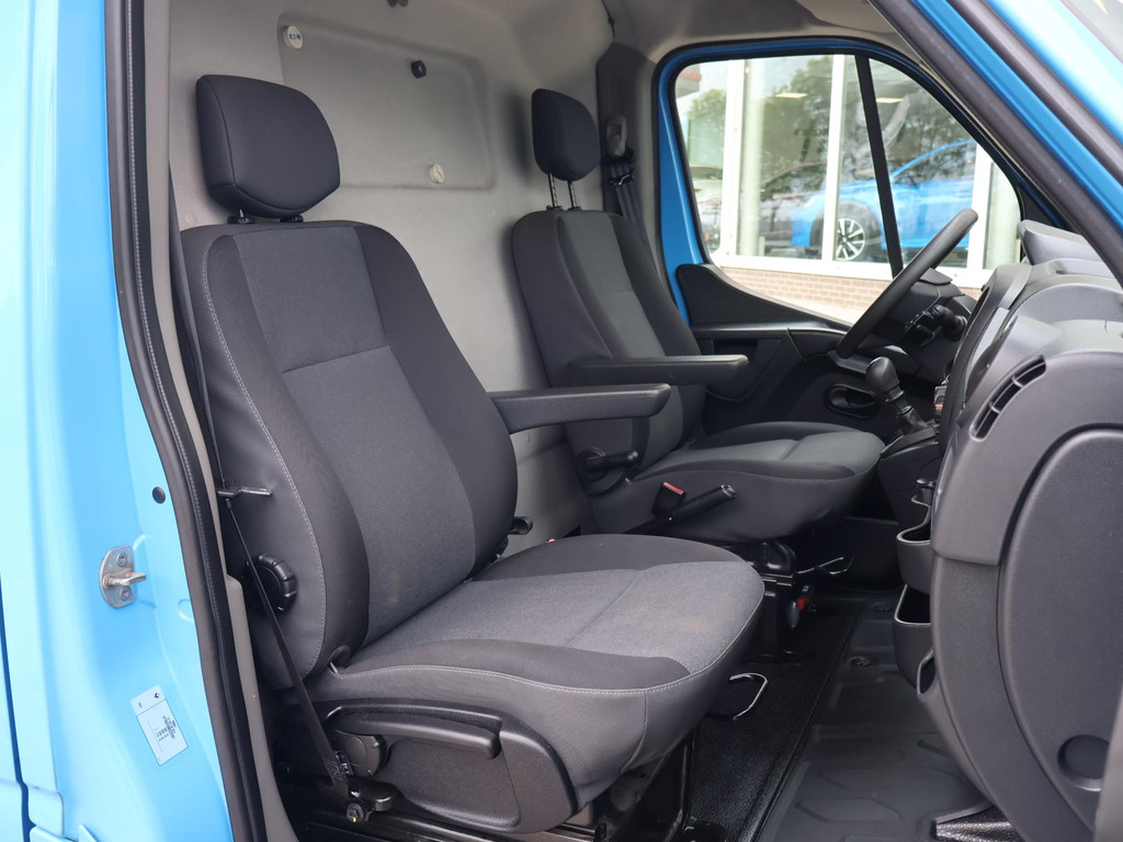 Renault Master T35 2.3 DCI 130 PK L2H2 + 2 SCHUIFDEUREN 53275191-3.jpg | Autobedrijf Hazet