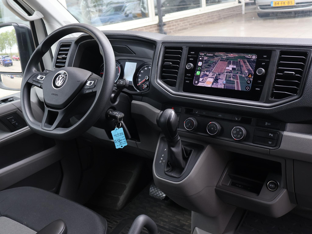 Volkswagen Crafter 35 2.0 TDI 140 PK L3H3 TWO-TONE + 3000 KG TREKHAAK 54766234-5.jpg | Autobedrijf Hazet