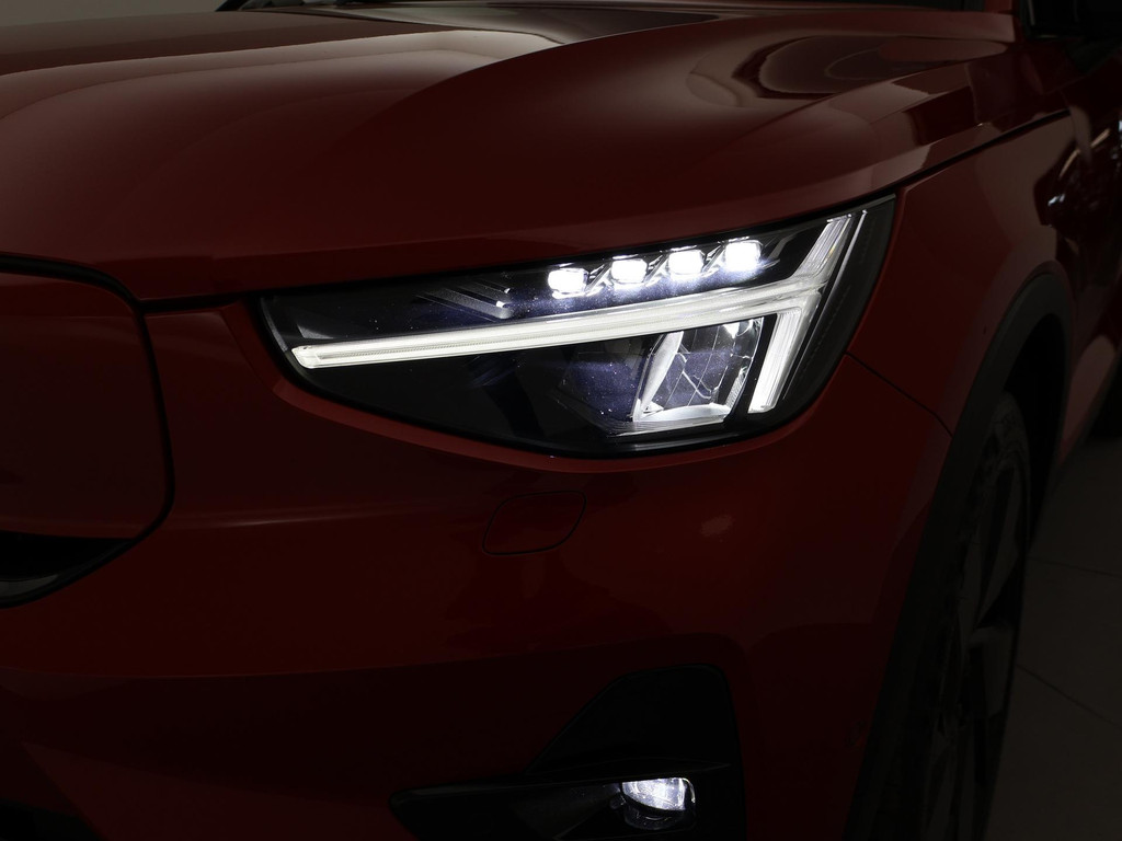 Volvo C40 RECHARGE ULTIMATE 69 kWh + 20 INCH | PANORAMA 53726526-17.jpg | Autobedrijf Hazet
