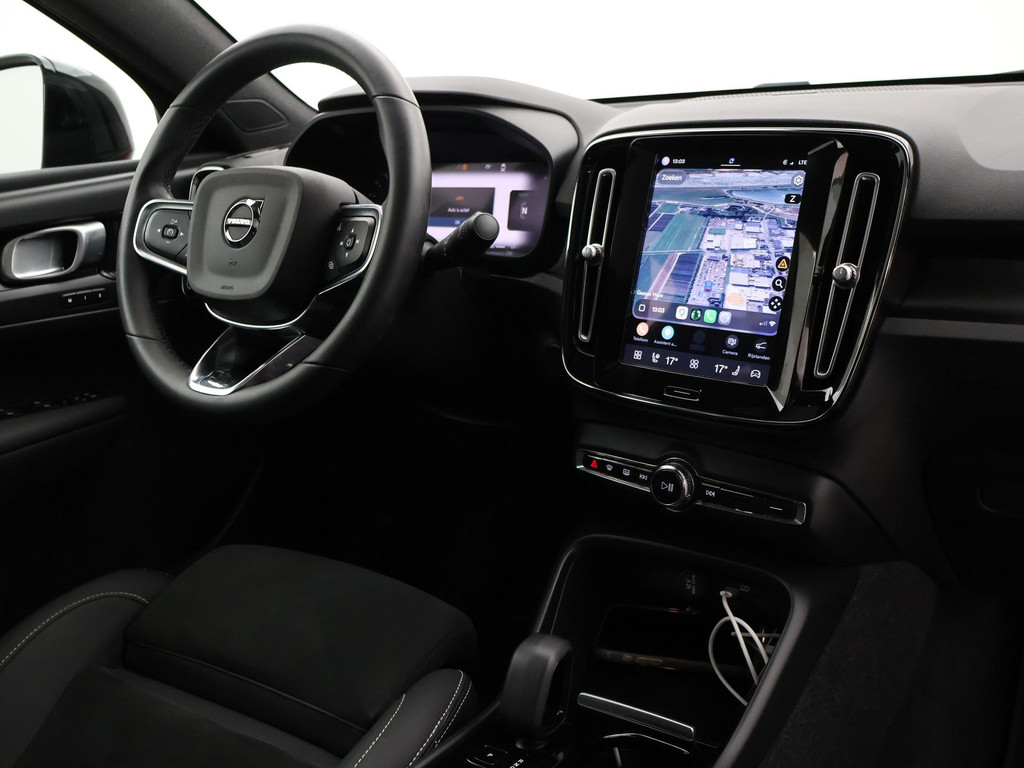 Volvo C40 RECHARGE ULTIMATE 69 kWh + 20 INCH | PANORAMA 53726526-3.jpg | Autobedrijf Hazet