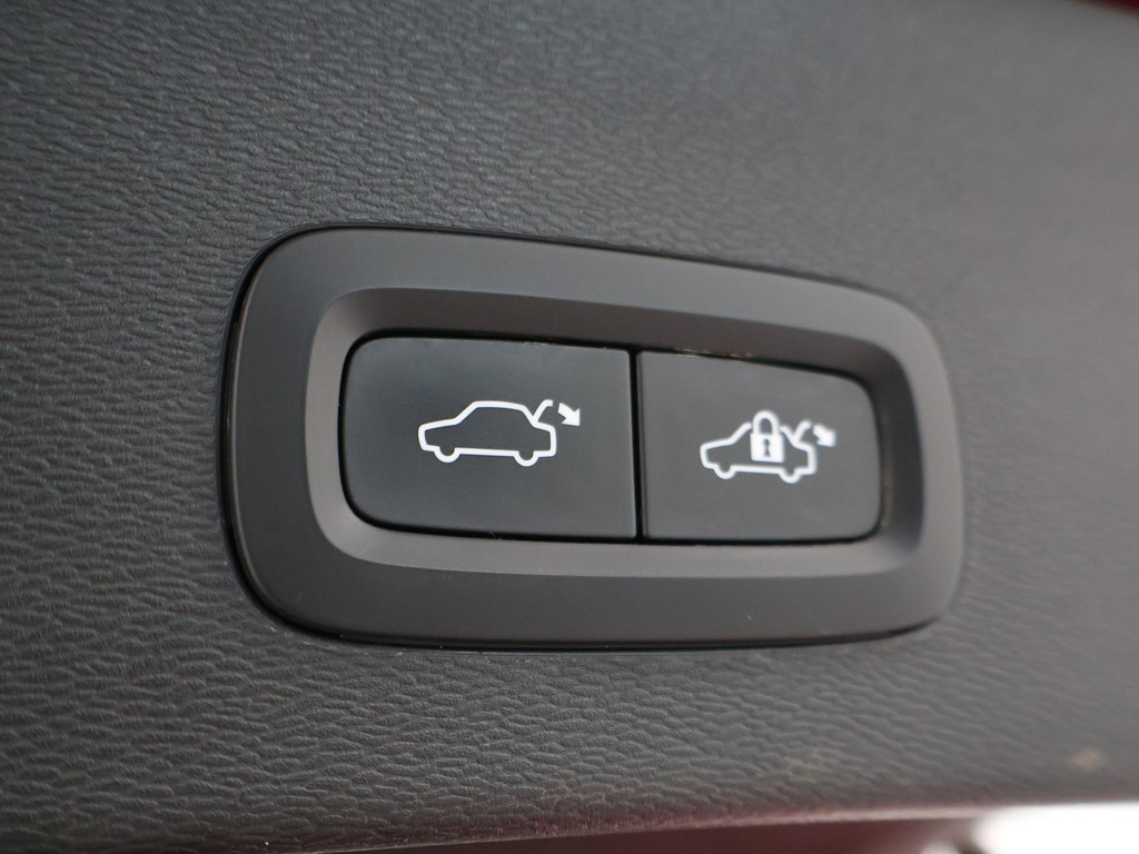 Volvo C40 RECHARGE ULTIMATE 69 kWh + 20 INCH | PANORAMA 53726526-33.jpg | Autobedrijf Hazet