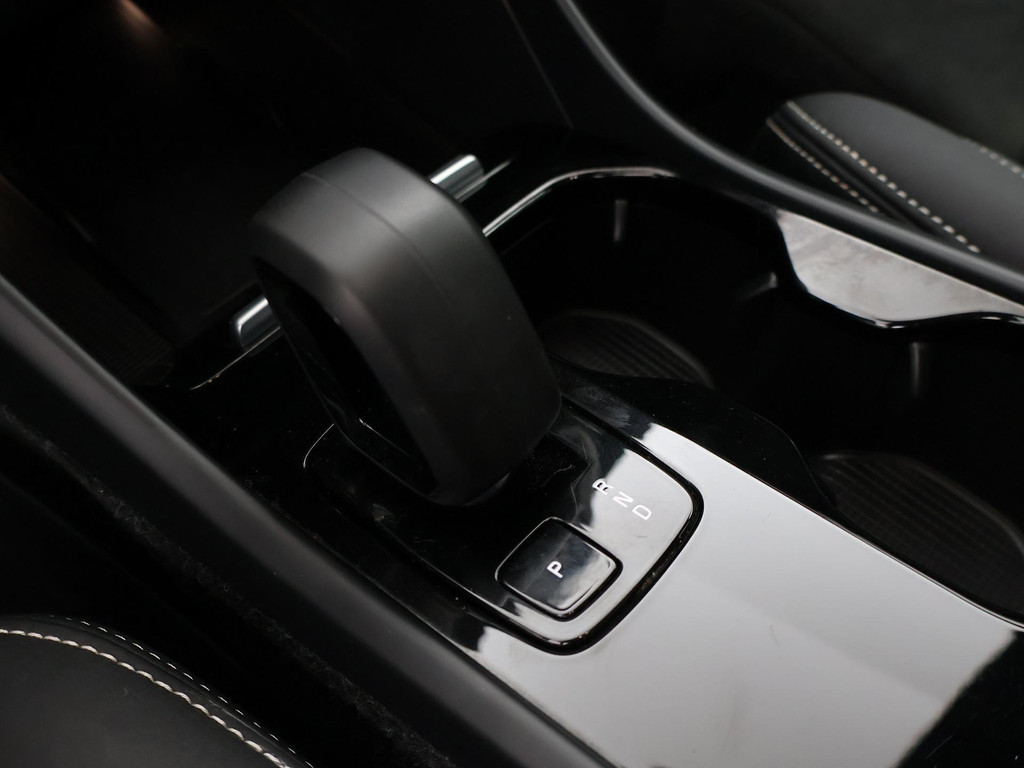 Volvo C40 RECHARGE ULTIMATE 69 kWh + 20 INCH | PANORAMA 53726526-56.jpg | Autobedrijf Hazet