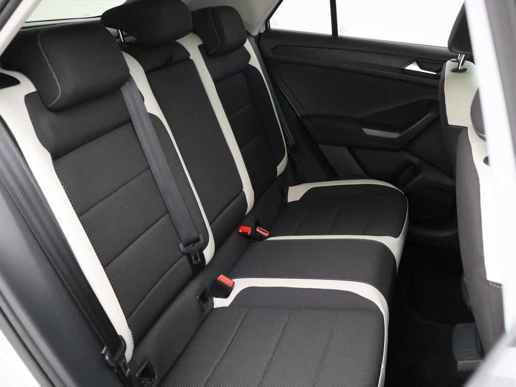Volkswagen T-Roc 1.5 TSI 150 PK DSG SPORT BTW + TREKHAAK 53927353-10.jpg | Autobedrijf Hazet
