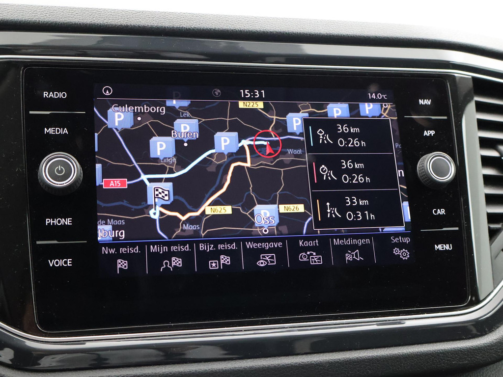 Volkswagen T-Roc 1.5 TSI 150 PK DSG SPORT BTW + TREKHAAK 53927353-28.jpg | Autobedrijf Hazet