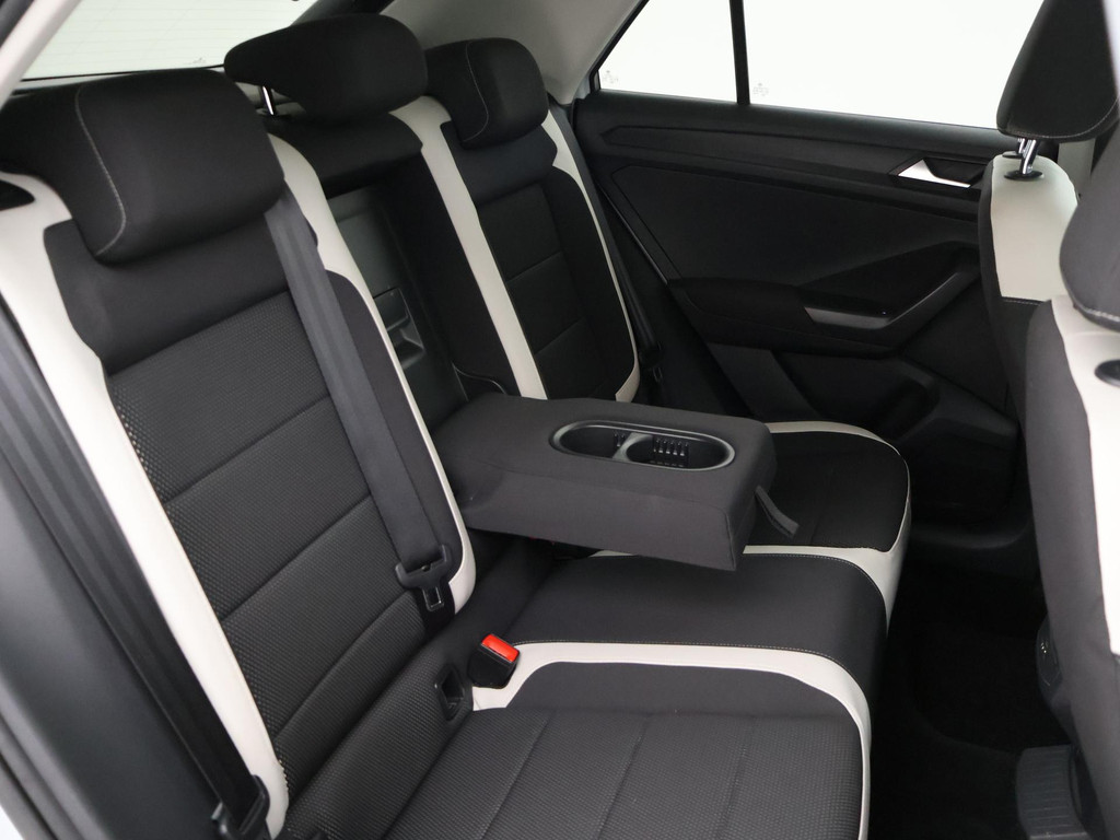 Volkswagen T-Roc 1.5 TSI 150 PK DSG SPORT BTW + TREKHAAK 53927353-32.jpg | Autobedrijf Hazet