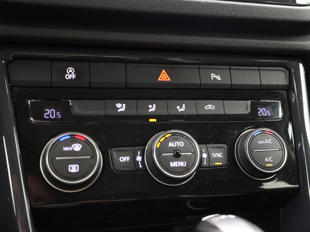 Volkswagen T-Roc 1.5 TSI 150 PK DSG SPORT BTW + TREKHAAK 53927353-33.jpg | Autobedrijf Hazet