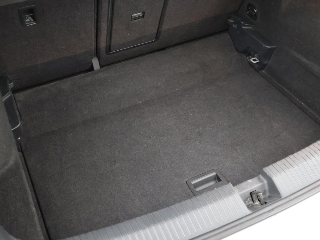 Volkswagen T-Roc 1.5 TSI 150 PK DSG SPORT BTW + TREKHAAK 53927353-42.jpg | Autobedrijf Hazet