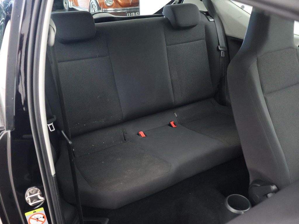 Volkswagen up! 1.0 3-DEURS EASY-UP! BLUEMOTION + AIRCO | LMV 54213335-7.jpg | Autobedrijf Hazet