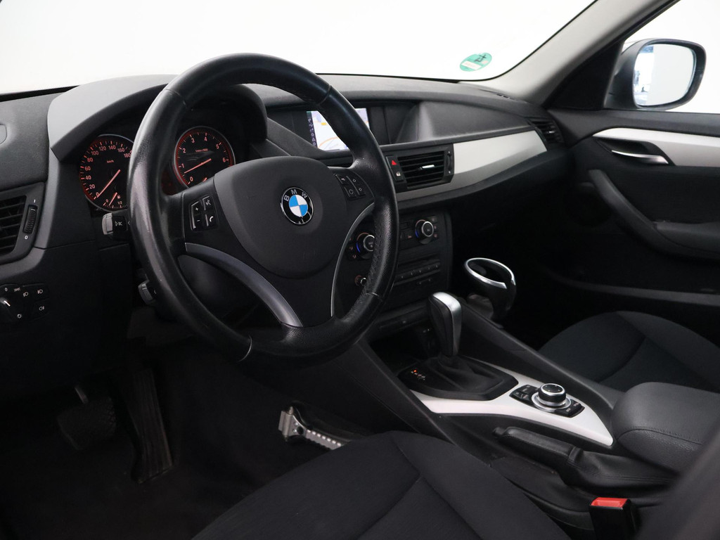 BMW X1 sDrive18i 150 PK EXECUTIVE AUT. + TREKHAAK | 54334586-16.jpg | Autobedrijf Hazet