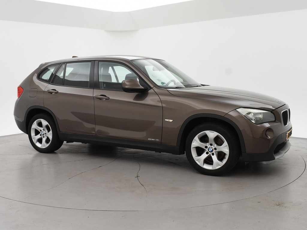 BMW X1 sDrive18i 150 PK EXECUTIVE AUT. + TREKHAAK | 54334586-25.jpg | Autobedrijf Hazet
