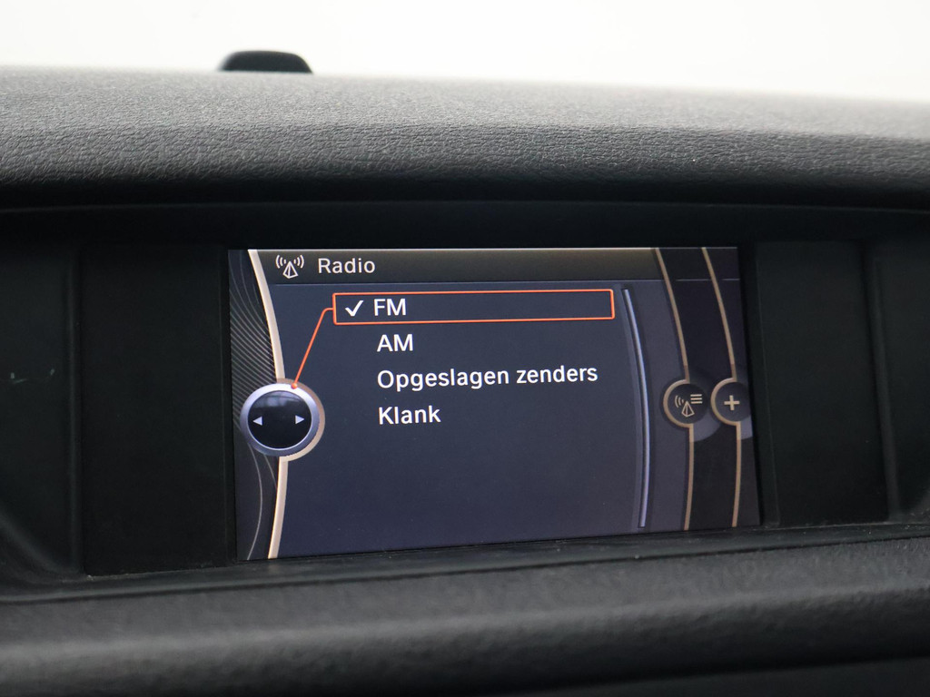 BMW X1 sDrive18i 150 PK EXECUTIVE AUT. + TREKHAAK | 54334586-26.jpg | Autobedrijf Hazet