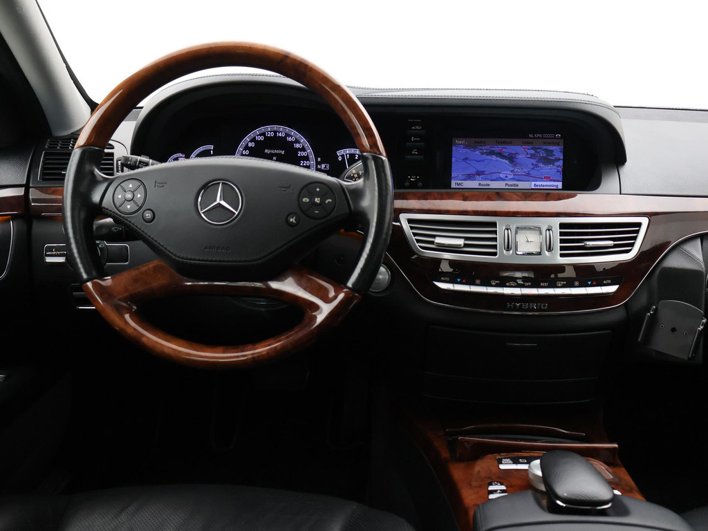 Mercedes-Benz CLA-Klasse 180 PRESTIGE + XENON | NAVIGATIE | 18 INCH 45361603-5.jpg | Autobedrijf Hazet