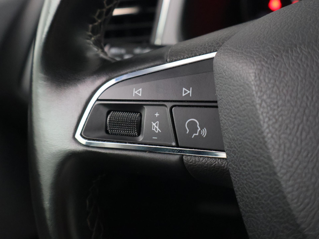 SEAT Leon 1.5 TSI STYLE ULTIMATE EDITION+ TREKHAAK | CARPLAY 54503009-21.jpg | Autobedrijf Hazet