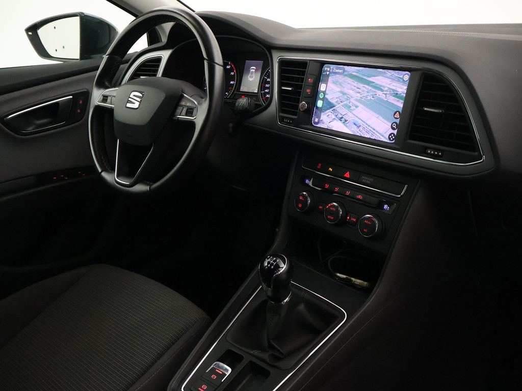SEAT Leon 1.5 TSI STYLE ULTIMATE EDITION+ TREKHAAK | CARPLAY 54503009-3.jpg | Autobedrijf Hazet