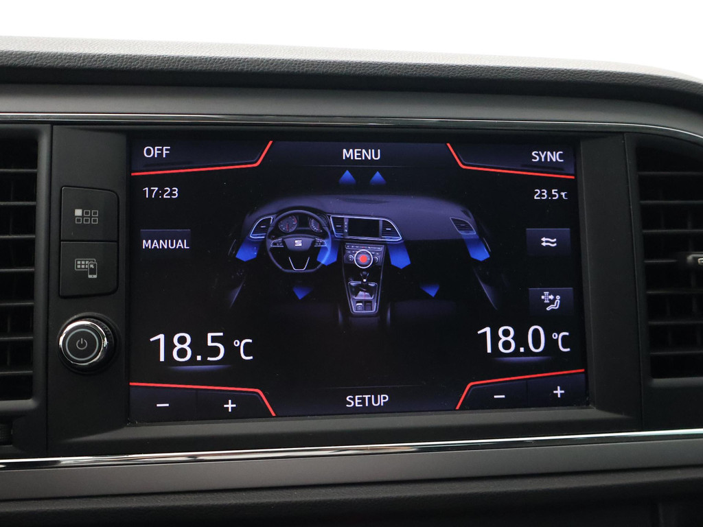 SEAT Leon 1.5 TSI STYLE ULTIMATE EDITION+ TREKHAAK | CARPLAY 54503009-33.jpg | Autobedrijf Hazet
