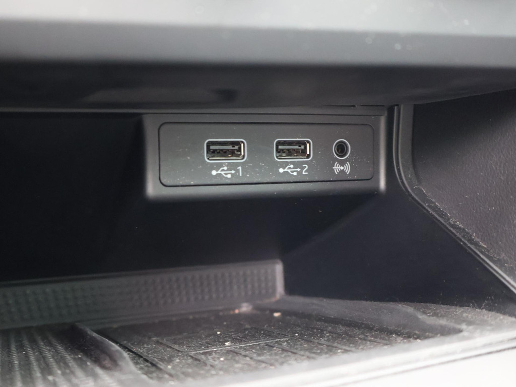 SEAT Leon 1.5 TSI STYLE ULTIMATE EDITION+ TREKHAAK | CARPLAY 54503009-37.jpg | Autobedrijf Hazet