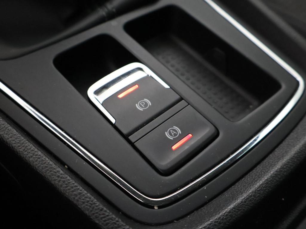 SEAT Leon 1.5 TSI STYLE ULTIMATE EDITION+ TREKHAAK | CARPLAY 54503009-42.jpg | Autobedrijf Hazet