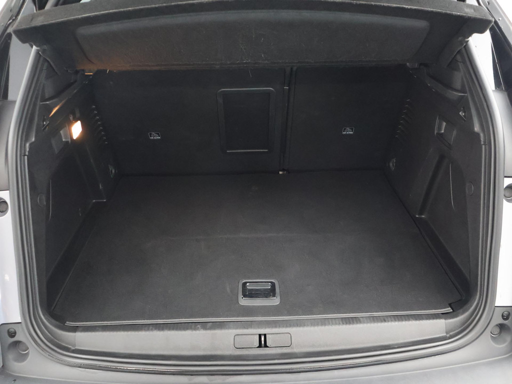 Peugeot 3008 1.6 HYbrid4 300 PK GT + PANORAMA | FOCAL AUDIO 54556691-12.jpg | Autobedrijf Hazet