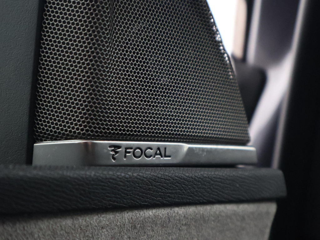 Peugeot 3008 1.6 HYbrid4 300 PK GT + PANORAMA | FOCAL AUDIO 54556691-13.jpg | Autobedrijf Hazet