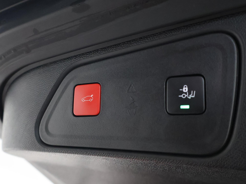 Peugeot 3008 1.6 HYbrid4 300 PK GT + PANORAMA | FOCAL AUDIO 54556691-16.jpg | Autobedrijf Hazet