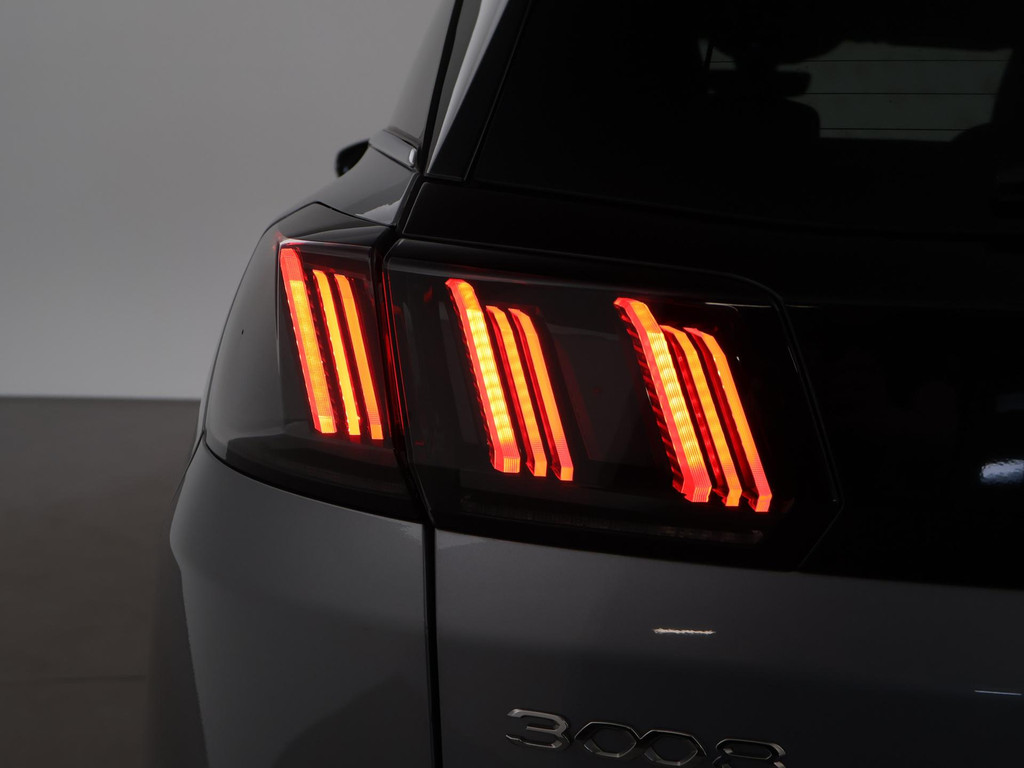 Peugeot 3008 1.6 HYbrid4 300 PK GT + PANORAMA | FOCAL AUDIO 54556691-19.jpg | Autobedrijf Hazet