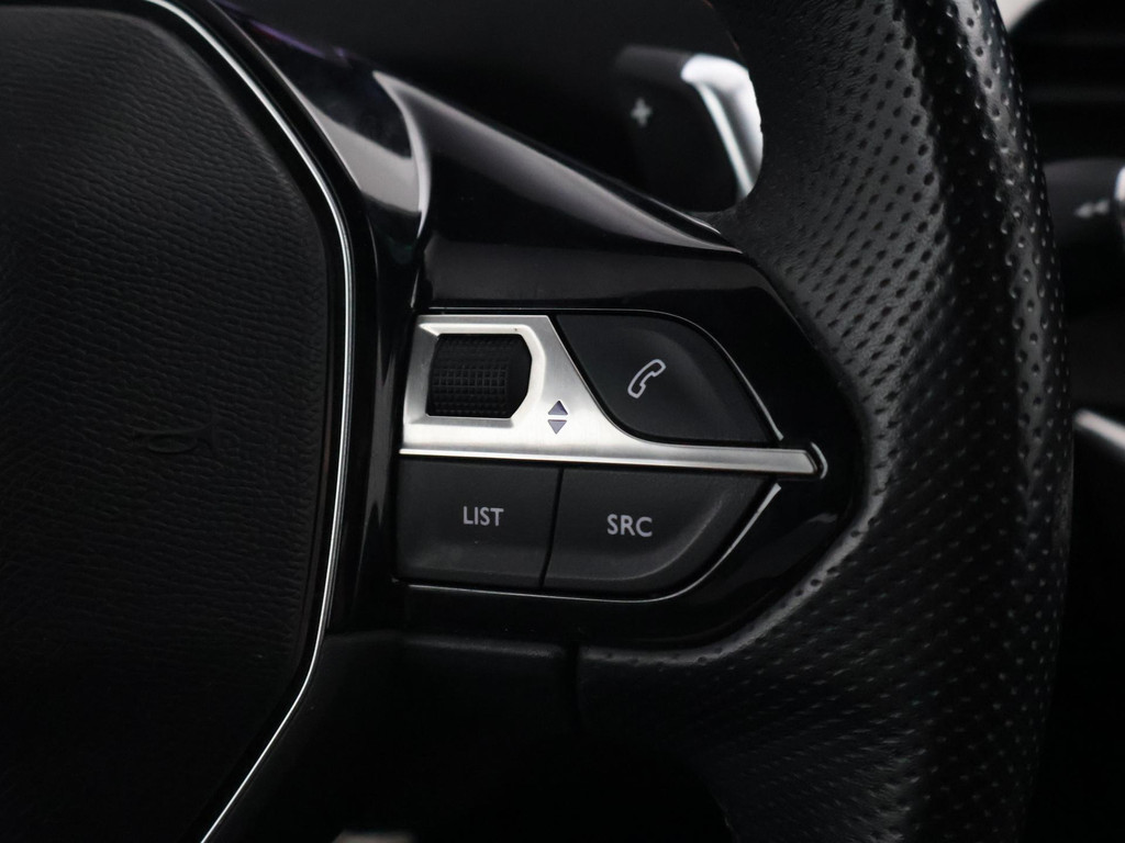 Peugeot 3008 1.6 HYbrid4 300 PK GT + PANORAMA | FOCAL AUDIO 54556691-34.jpg | Autobedrijf Hazet