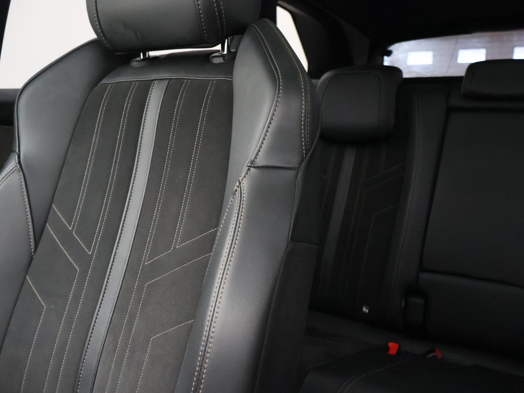 Peugeot 3008 1.6 HYbrid4 300 PK GT + PANORAMA | FOCAL AUDIO 54556691-62.jpg | Autobedrijf Hazet