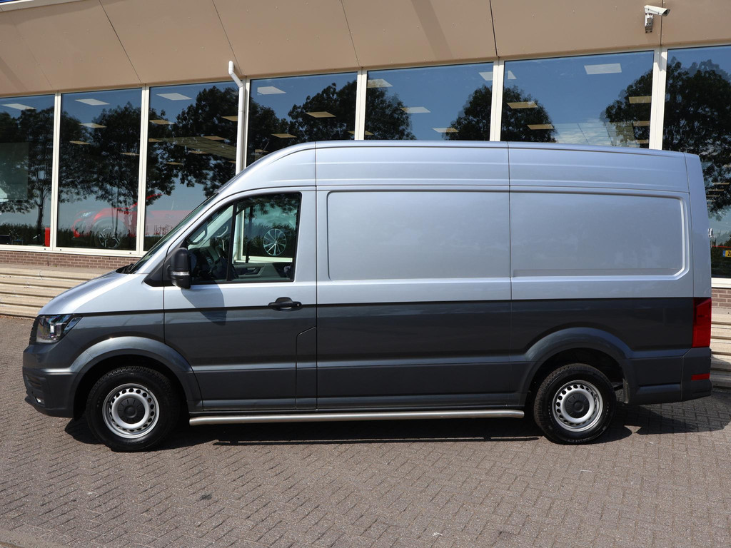 Volkswagen Crafter 35 2.0 TDI 140 PK L3H3 TWO-TONE + 3000 KG TREKHAAK 54766234-10.jpg | Autobedrijf Hazet