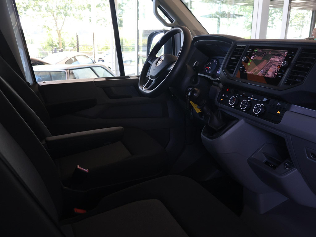 Volkswagen Crafter 35 2.0 TDI 140 PK L3H3 TWO-TONE + 3000 KG TREKHAAK 54766234-35.jpg | Autobedrijf Hazet