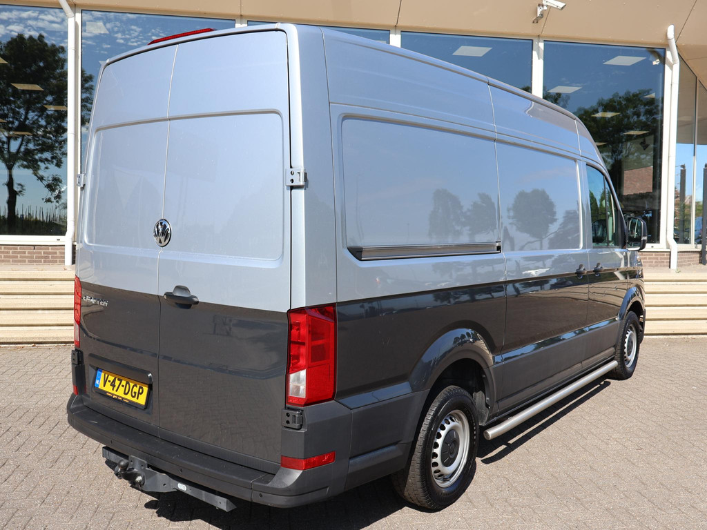 Volkswagen Crafter 35 2.0 TDI 140 PK L3H3 TWO-TONE + 3000 KG TREKHAAK 54766234-37.jpg | Autobedrijf Hazet