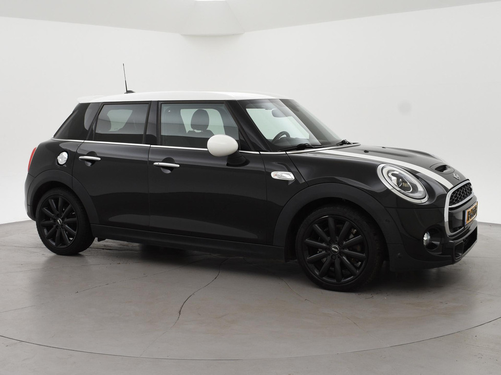 MINI 5-Deurs Cooper S 2.0 192 PK + LED | STOELVERWARMING 54854551-25.jpg | Autobedrijf Hazet