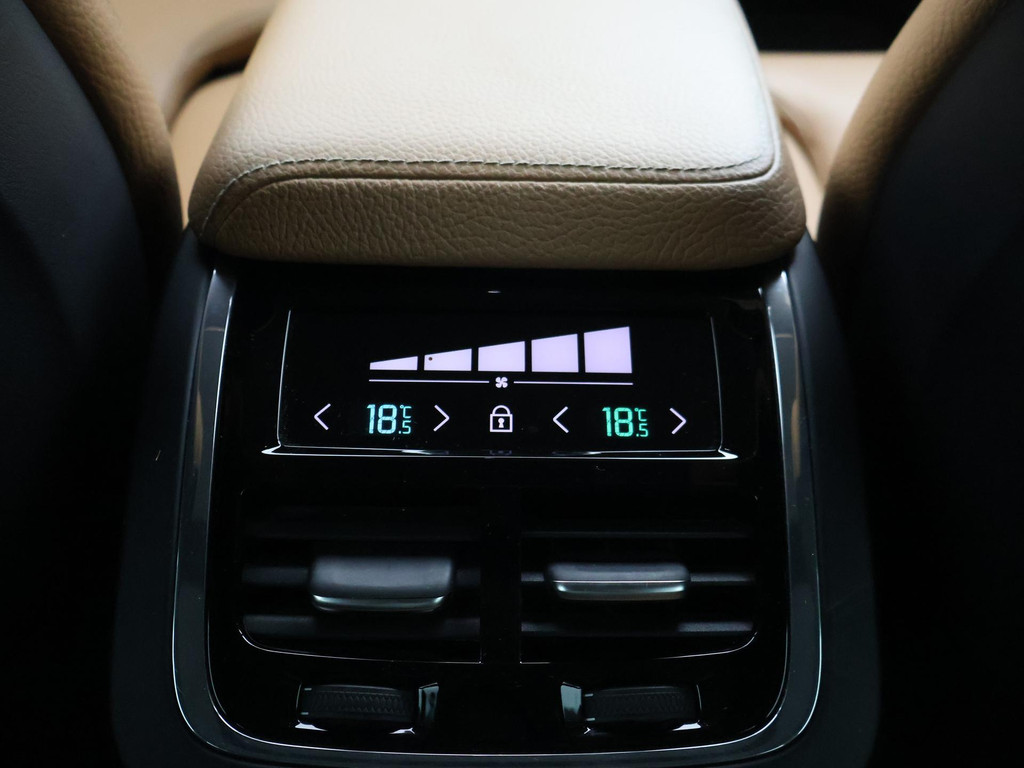 Volvo XC60 2.0 D4 AWD 190 PK INSCRIPTION + WEGKL. TREKHAAK 55074135-23.jpg | Autobedrijf Hazet