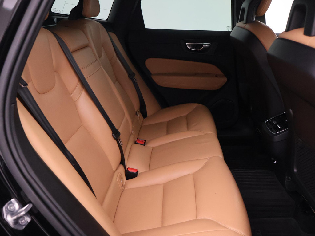 Volvo XC60 2.0 D4 AWD 190 PK INSCRIPTION + WEGKL. TREKHAAK 55074135-24.jpg | Autobedrijf Hazet
