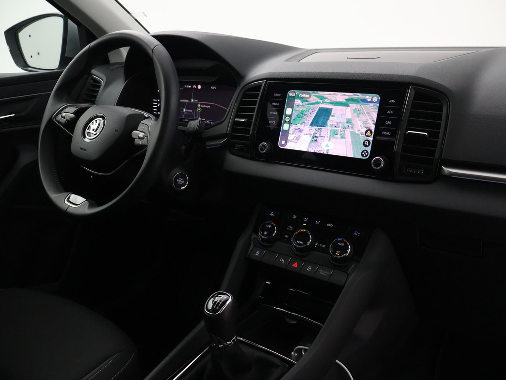 Škoda Karoq 1.5 TSI ACT 150 PK *12.878 KM!* + PANORAMADAK 55747484-0.jpg | Autobedrijf Hazet