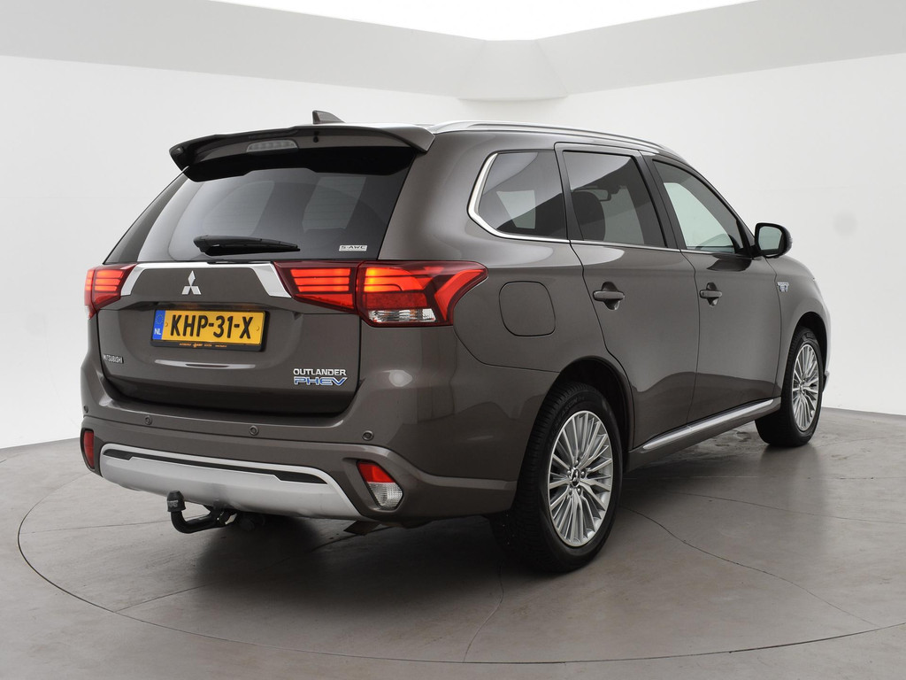 Mitsubishi Outlander 2.4 PHEV INTENSE+ 4WD + LEDER EXCLUSIVE 55967828-0.jpg | Autobedrijf Hazet