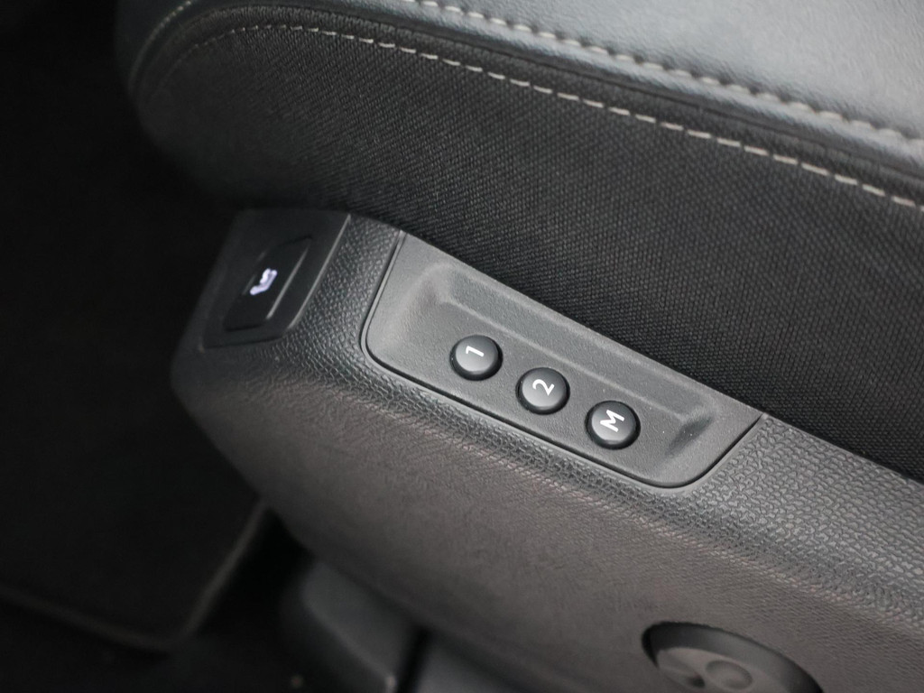 Peugeot 5008 1.2 PT 130 PK 7-PERSOONS PREMIUM + MASSAGE 56036671-29.jpg | Autobedrijf Hazet