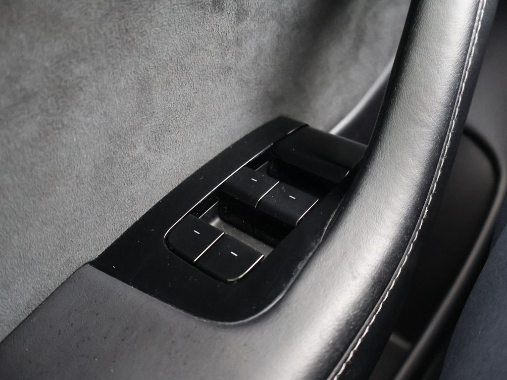 Tesla Model 3 LONG RANGE AWD 75 kWh + TREKHAAK AFNEEMBAAR 56204514-51.jpg | Autobedrijf Hazet