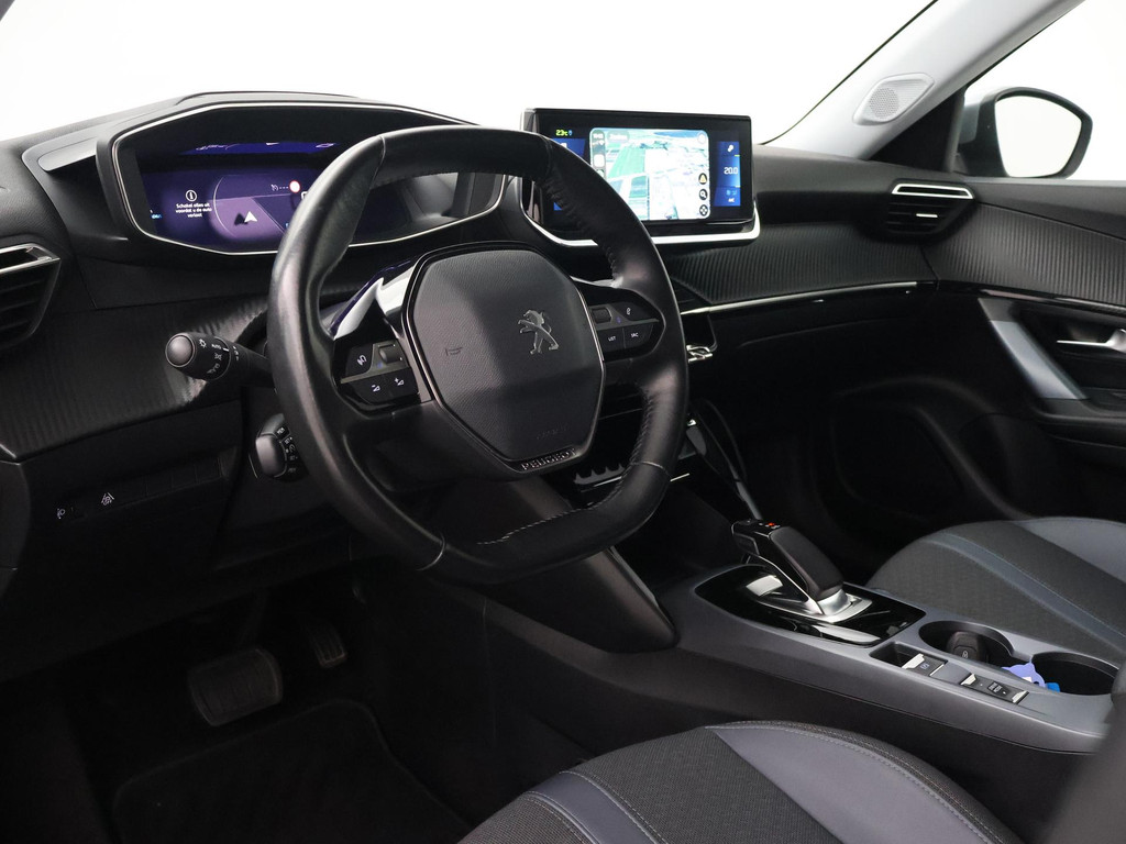 Peugeot e-2008