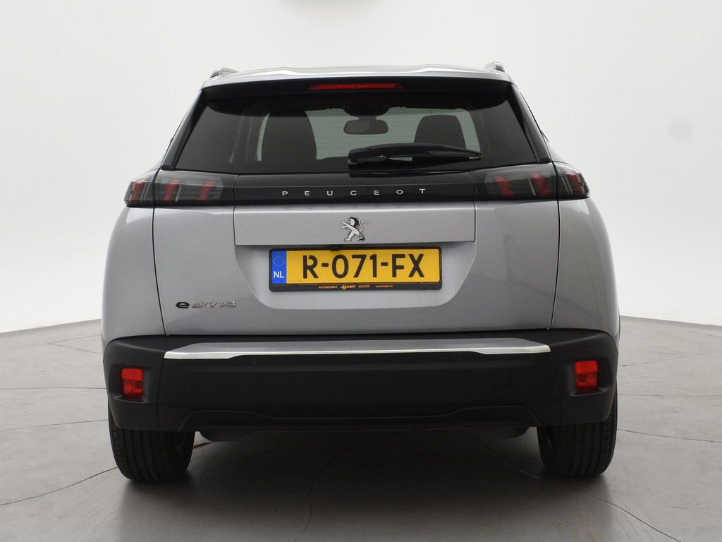 Peugeot e-2008