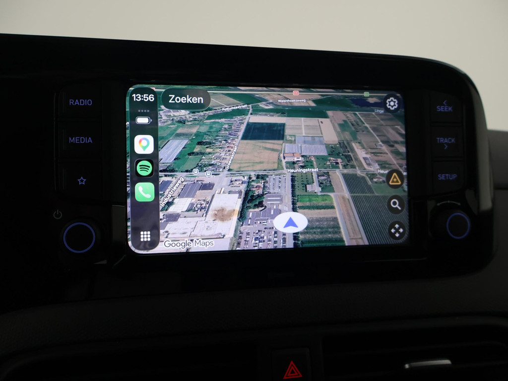 Hyundai i10 1.0 COMFORT + APPLE CARPLAY | DAB | AIRCO 56641242-5.jpg | Autobedrijf Hazet