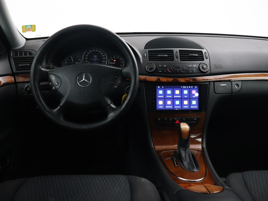Mercedes-Benz E-Klasse 240 V6 AUT. SEDAN + CAMERA | TREKHAAK 56966325-0.jpg | Autobedrijf Hazet