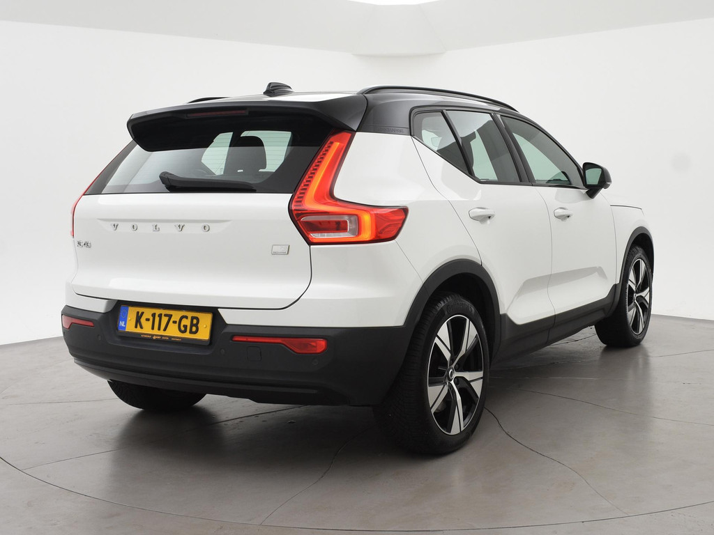 Volvo XC40 RECHARGE P8 408 PK R-DESIGN BTW + PANORAMA | H/K 56967268-0.jpg | Autobedrijf Hazet