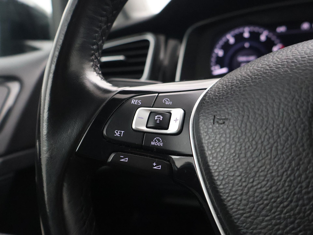 Volkswagen Golf 1.4 TSI 125 PK R-LINE + VIRTUAL COCKPIT | LED 56976502-15.jpg | Autobedrijf Hazet