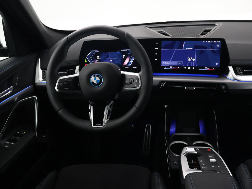 BMW iX1 eDrive20 67 kWh M SPORT EDITION *NIEUW* 56977848-0.jpg | Autobedrijf Hazet