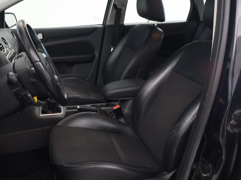 Ford Focus 1.6-16V TITANIUM + TREKHAAK | CLIMATE CONTROL 57151649-10.jpg | Autobedrijf Hazet