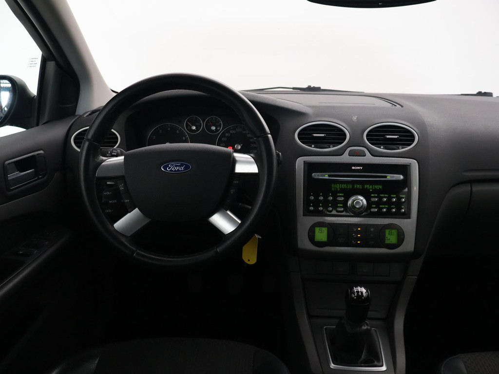 Ford Focus 1.6-16V TITANIUM + TREKHAAK | CLIMATE CONTROL 57151649-0.jpg | Autobedrijf Hazet