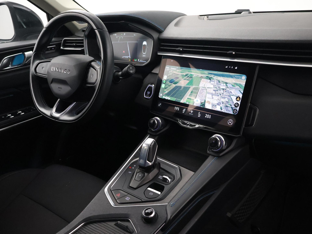 Lynk & Co 01 1.5 PHEV 261 PK BLACK PACK + TREKHAAK 57316062-3.jpg | Autobedrijf Hazet