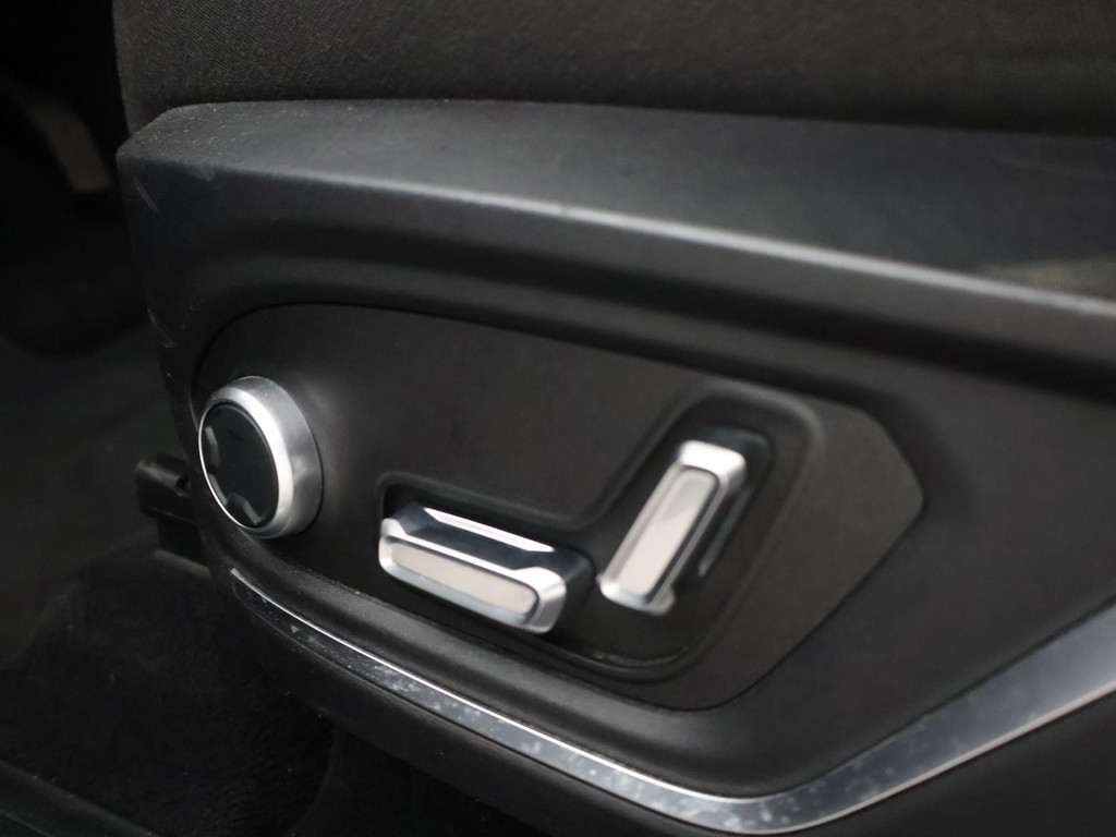 Lynk & Co 01 1.5 PHEV 261 PK BLACK PACK + TREKHAAK 57316062-45.jpg | Autobedrijf Hazet
