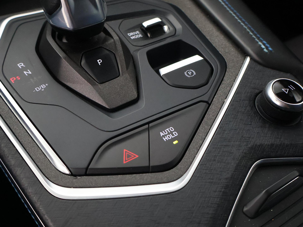 Lynk & Co 01 1.5 PHEV 261 PK BLACK PACK + TREKHAAK 57316062-57.jpg | Autobedrijf Hazet